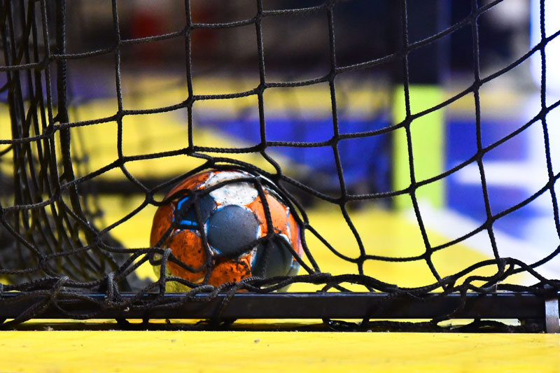 duree un match handball
