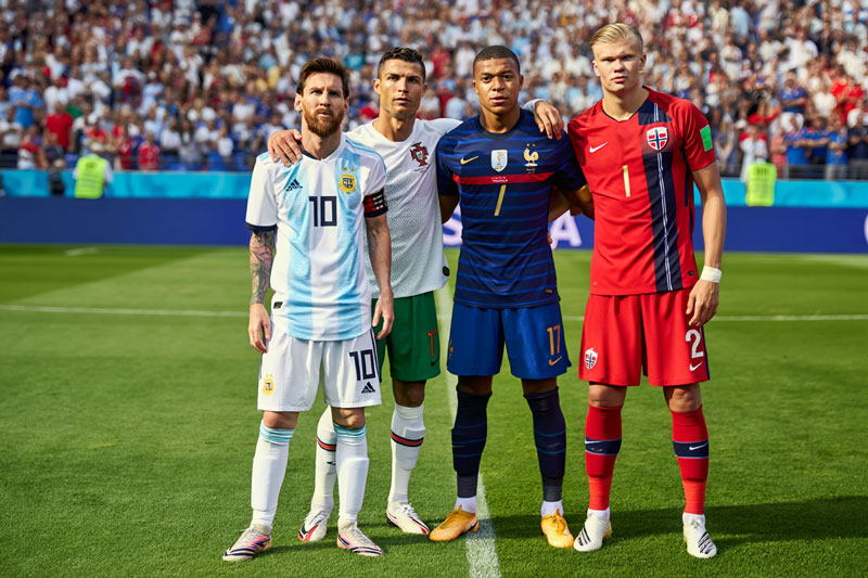 qui sont les vrais cracks du foot le debat est ouvert