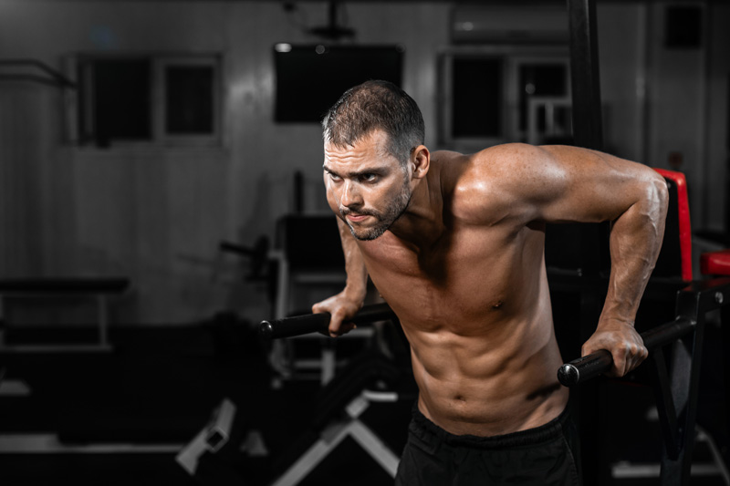 dips buste penche pour le galbe inferieur