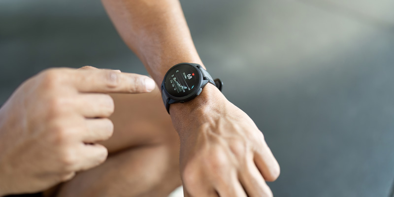 ecran amoled ou transflectif le dilemme de la lisibilite