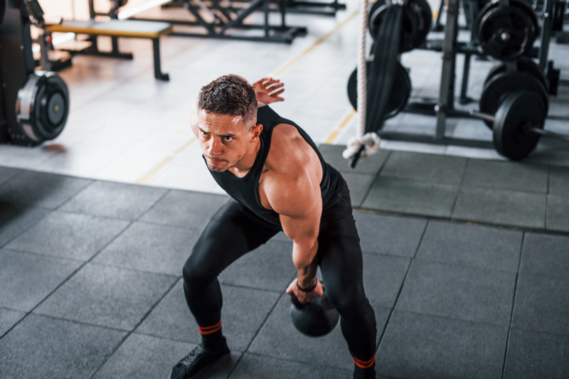 le complexe kettlebell pour un renforcement cible