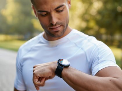 Comment choisir sa montre running : trouvez le modèle idéal