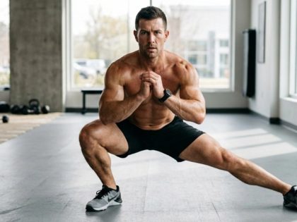 Cossack squat : technique complète et muscles sollicités
