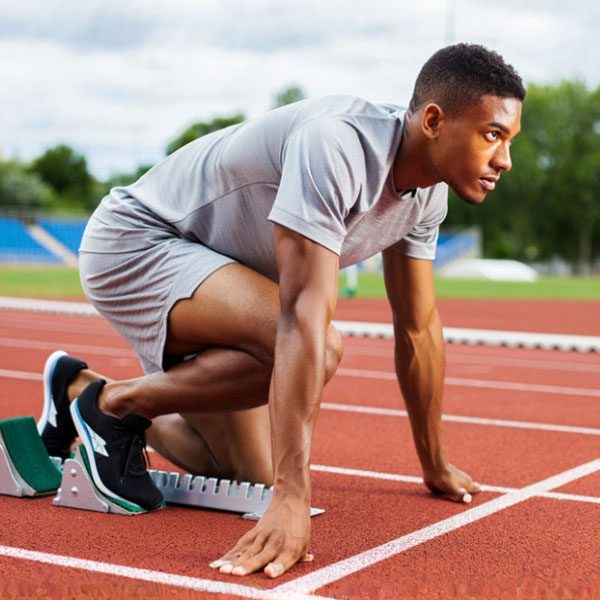 Courir plus vite : clés pour une foulée optimisée