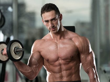 Curls Musculation : Variantes et Techniques pour des Biceps Massifs