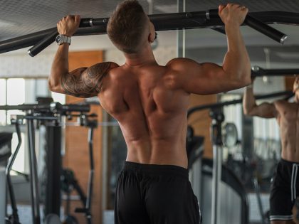 Musculation trapèze : exercices efficaces pour des trapèzes puissants