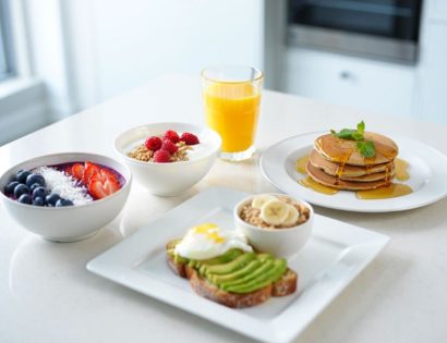 15 Recettes de Petit-Déj Healthy pour sportifs : Rapides et Protéinées