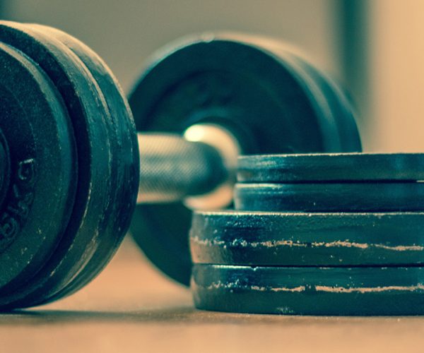 Poids barre musculation : comment bien calculer vos charges ?